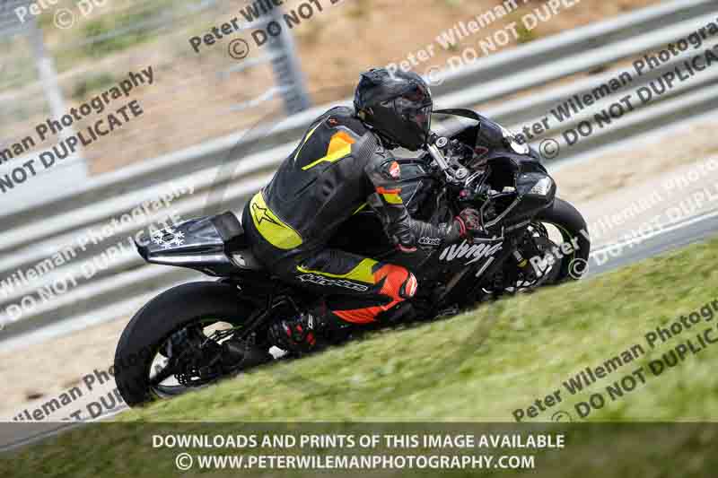 cadwell no limits trackday;cadwell park;cadwell park photographs;cadwell trackday photographs;enduro digital images;event digital images;eventdigitalimages;navarra;no limits trackdays;peter wileman photography;racing digital images;trackday digital images;trackday photos